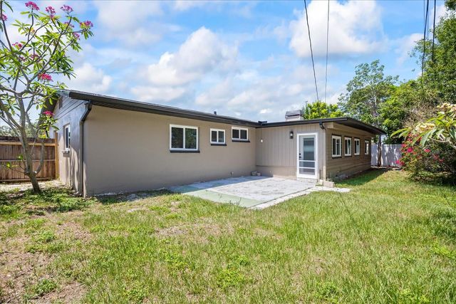 6875 11TH AVENUE N, St Petersburg, FL 33710