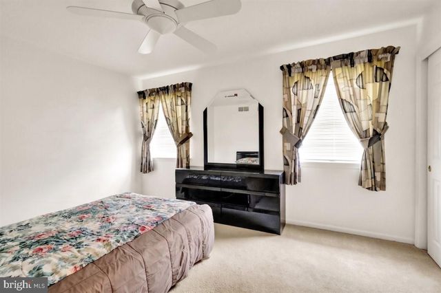 2019 LINCOLN CT, Wyomissing, PA 19610