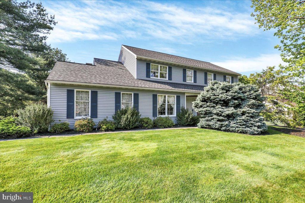 2019 LINCOLN CT, Wyomissing, PA 19610