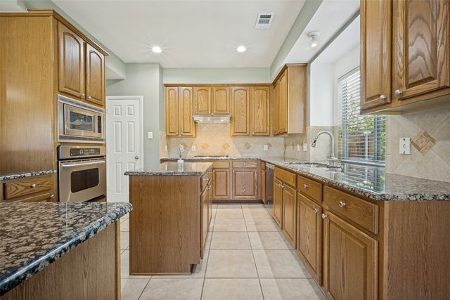 2909 Lighthouse Drive, Denton, TX 76210