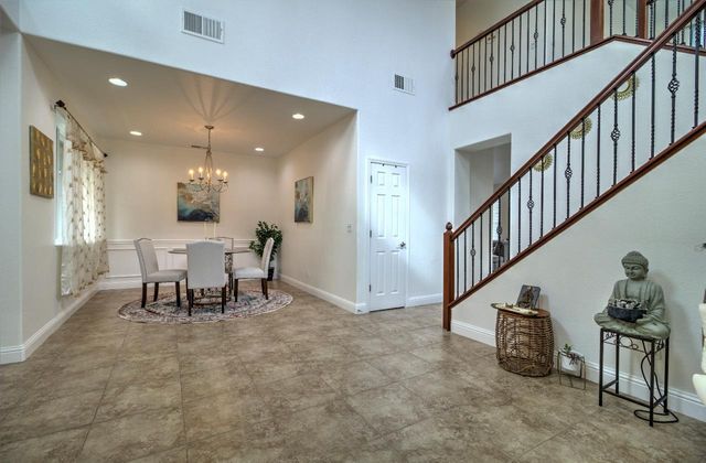 523 Danbury Pl, Lathrop, CA 95330