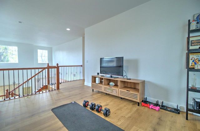 523 Danbury Pl, Lathrop, CA 95330