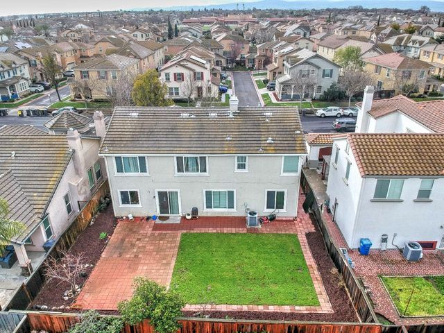 523 Danbury Pl, Lathrop, CA 95330