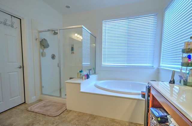 523 Danbury Pl, Lathrop, CA 95330