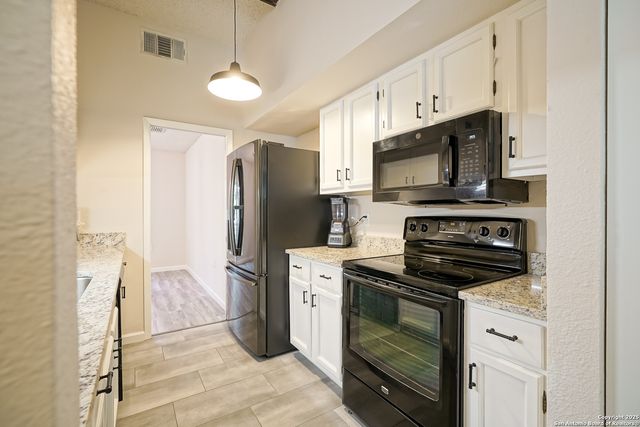 13314 El Mirador, San Antonio, TX 78233