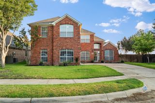 5545 Cranberry Drive, Fort Worth, TX 76137