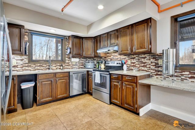 2420 Foxhall Drive, Anchorage, AK 99504