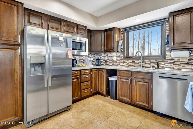 2420 Foxhall Drive, Anchorage, AK 99504