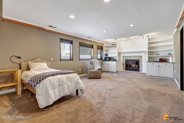 2420 Foxhall Drive, Anchorage, AK 99504