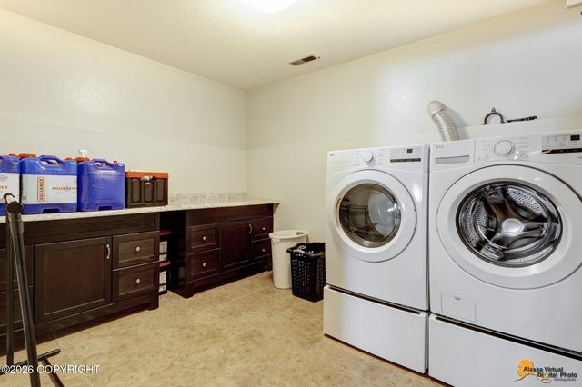 2420 Foxhall Drive, Anchorage, AK 99504