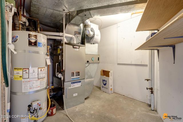 2420 Foxhall Drive, Anchorage, AK 99504