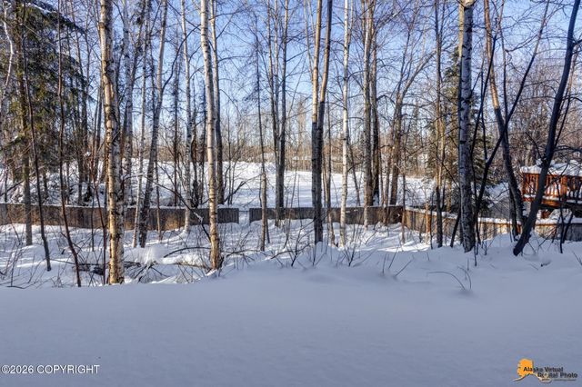 2420 Foxhall Drive, Anchorage, AK 99504