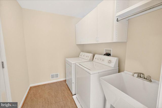 19332 CISSEL MANOR DR, Poolesville, MD 20837