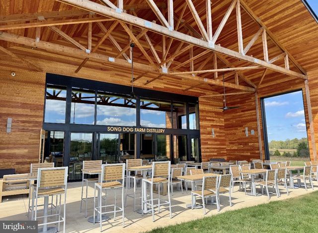 19332 CISSEL MANOR DR, Poolesville, MD 20837