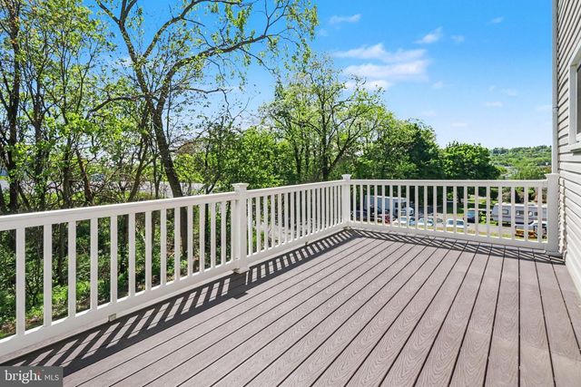 101 CHARTWOOD DR, Harrisburg, PA 17111