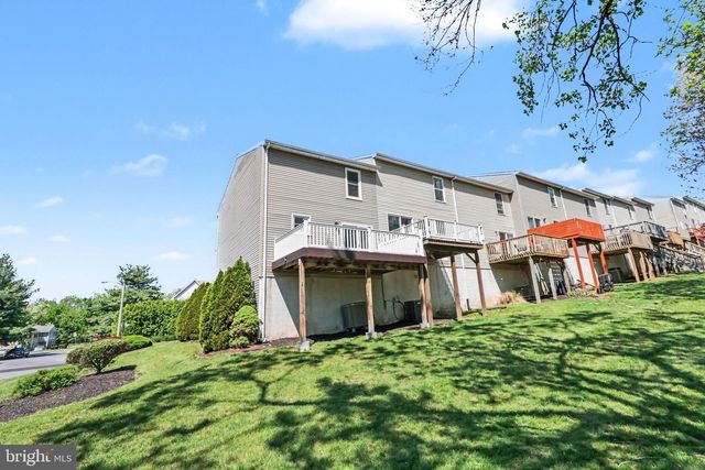 101 CHARTWOOD DR, Harrisburg, PA 17111
