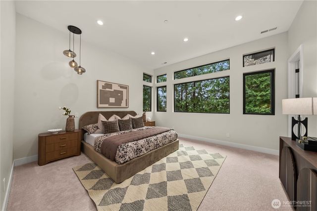 7356 151st Avenue NE, Redmond, WA 98052