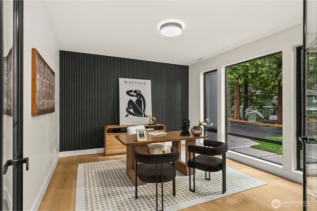 7356 151st Avenue NE, Redmond, WA 98052