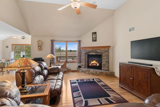 1305 W Northwind Drive, Sandwich, IL 60548