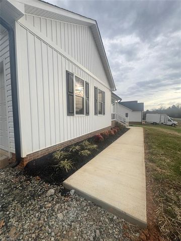 2912 Gibsonville Ossipee Road, Elon, NC 27244