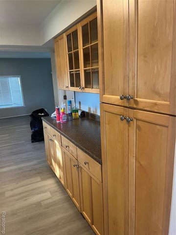 18450 Buckhannon Street, Roseville, MI 48066