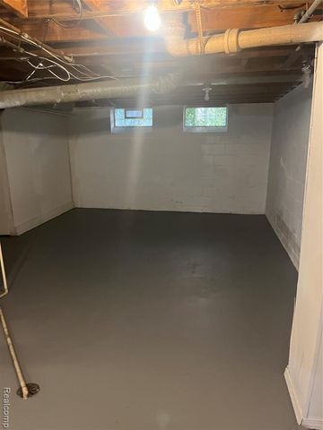 18450 Buckhannon Street, Roseville, MI 48066