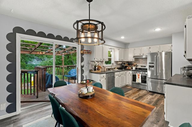 2905 LYNNWOOD DR, Columbia, MO 65203