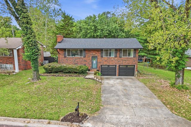 2905 LYNNWOOD DR, Columbia, MO 65203