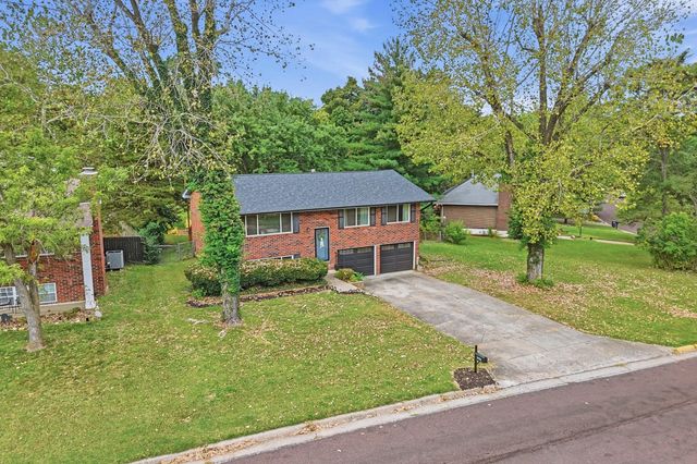2905 LYNNWOOD DR, Columbia, MO 65203