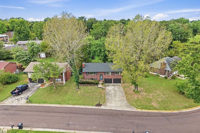 2905 LYNNWOOD DR, Columbia, MO 65203