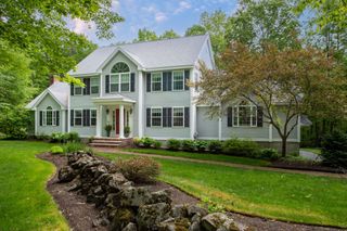 9 Deerhaven Drive, Exeter, NH 03833