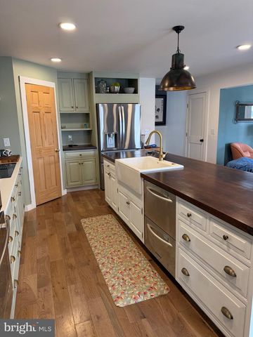 101 BEACHSIDE DR, Stevensville, MD 21666