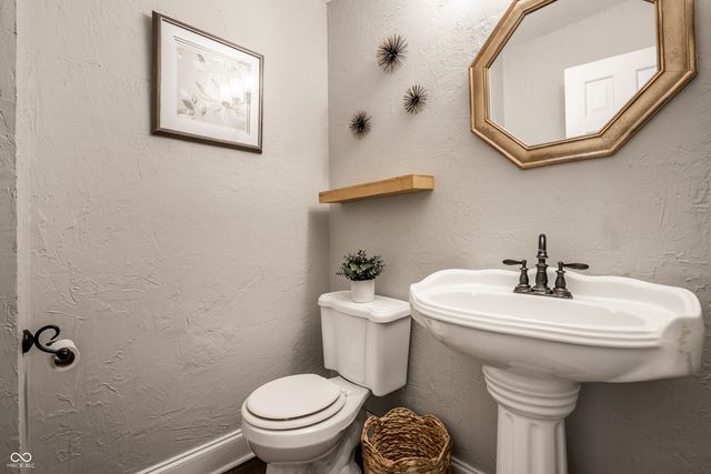 11126 Echo Grove Lane, Indianapolis, IN 46236