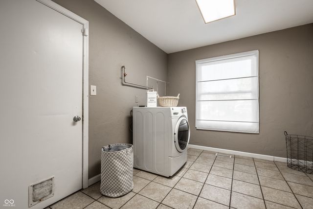 11126 Echo Grove Lane, Indianapolis, IN 46236