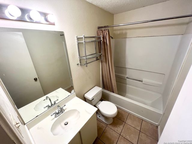 9629 GREEN PLAIN DR, San Antonio, TX 78245