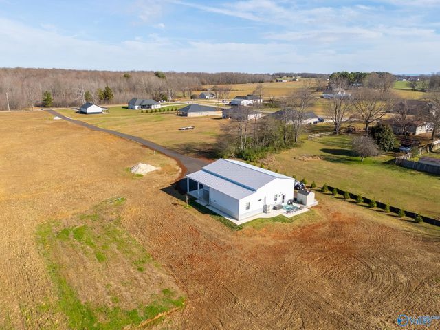 500 Phillips Road, Hazel Green, AL 35750