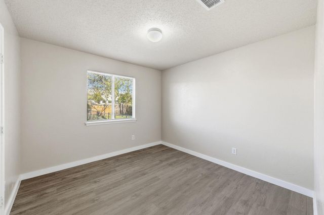 2204 Donahue LN B, Austin, TX 78744