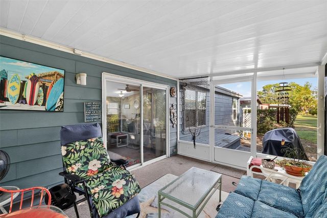 2828 MANATEE ROAD, Tavares, FL 32778