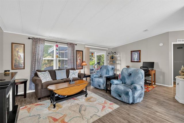 2828 MANATEE ROAD, Tavares, FL 32778