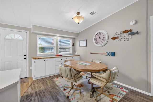 2828 MANATEE ROAD, Tavares, FL 32778