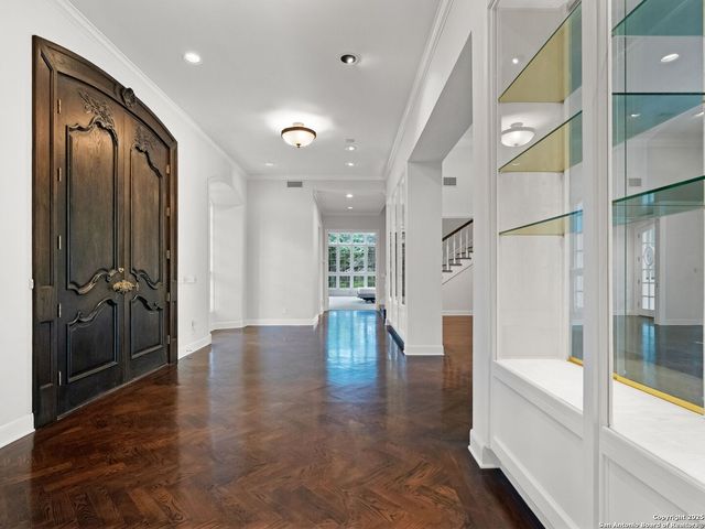 100 Tomahawk, Hill Country Village, TX 78232