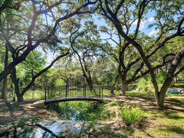 100 Tomahawk, Hill Country Village, TX 78232