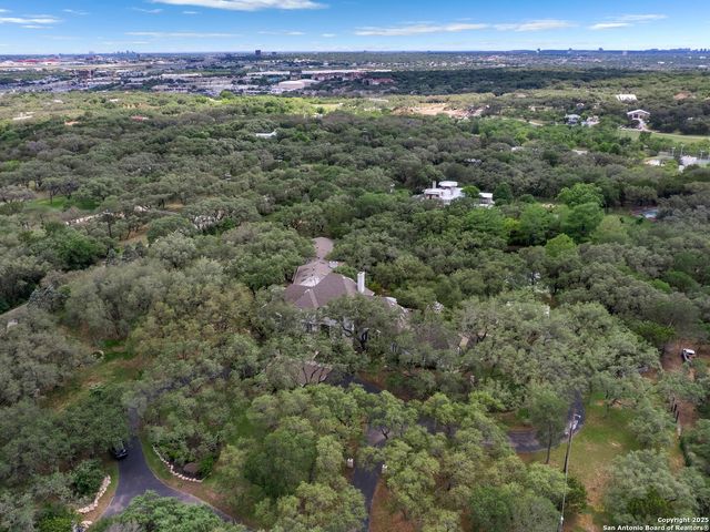 100 Tomahawk, Hill Country Village, TX 78232