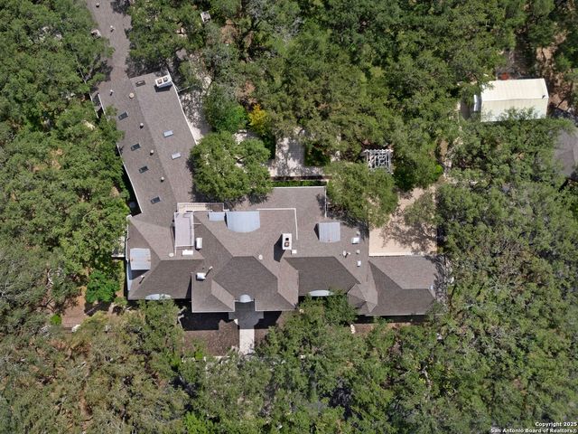 100 Tomahawk, Hill Country Village, TX 78232