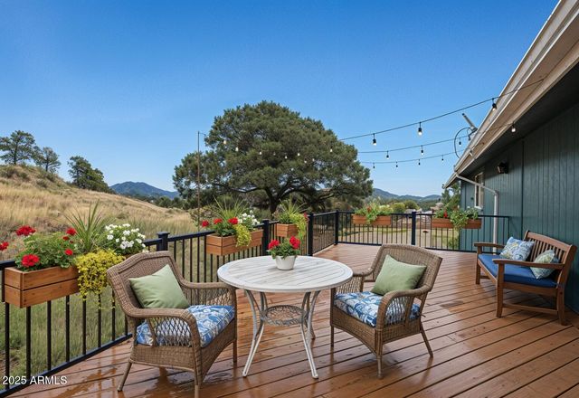 11285 Homestead Lane, Flagstaff, AZ 86004