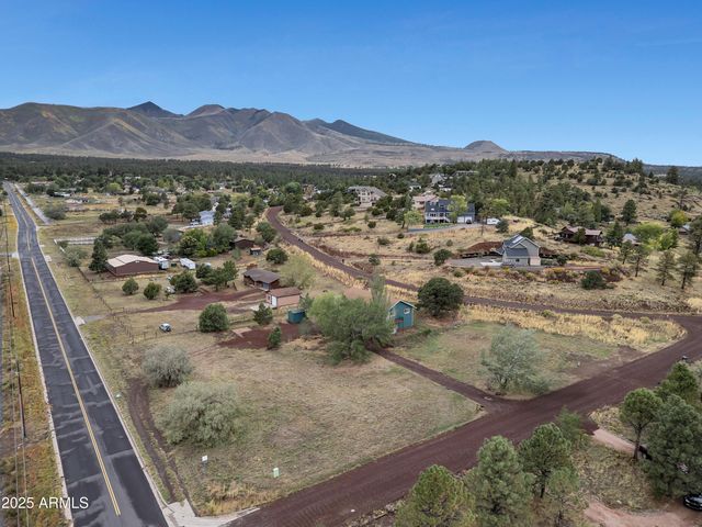 11285 Homestead Lane, Flagstaff, AZ 86004