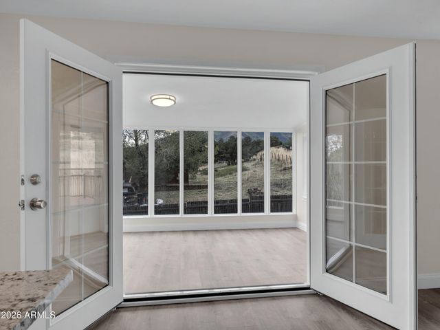 11285 Homestead Lane, Flagstaff, AZ 86004