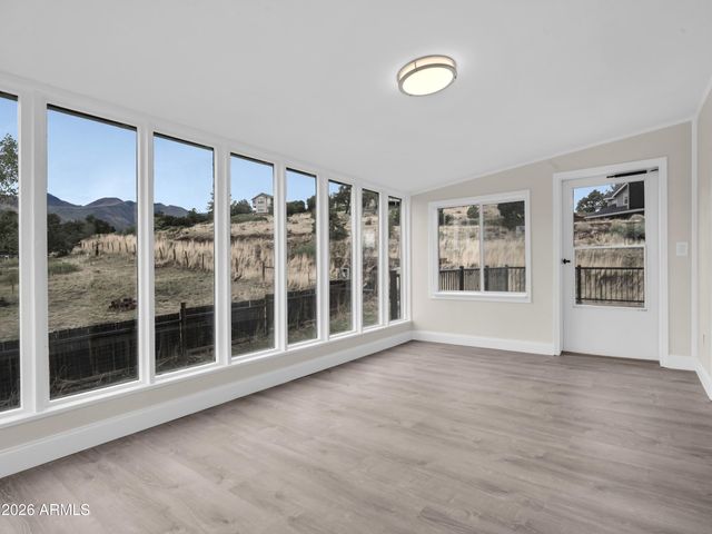 11285 Homestead Lane, Flagstaff, AZ 86004