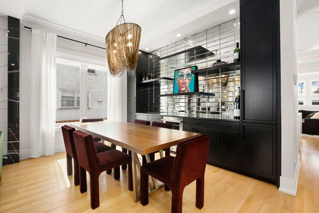 4218 N Kildare Avenue, Chicago, IL 60641