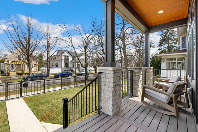 4218 N Kildare Avenue, Chicago, IL 60641